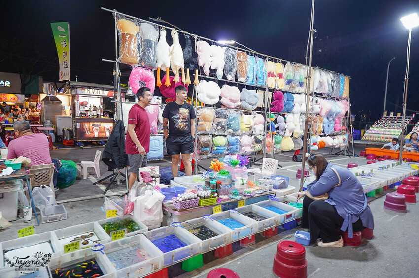 大益夜市：台南夜市4567來大益，南紡斜對面的好吃好玩的台南新夜市！！ @緹雅瑪 美食旅遊趣