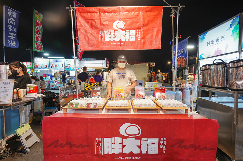 大益夜市：台南夜市4567來大益，南紡斜對面的好吃好玩的台南新夜市！！ @緹雅瑪 美食旅遊趣