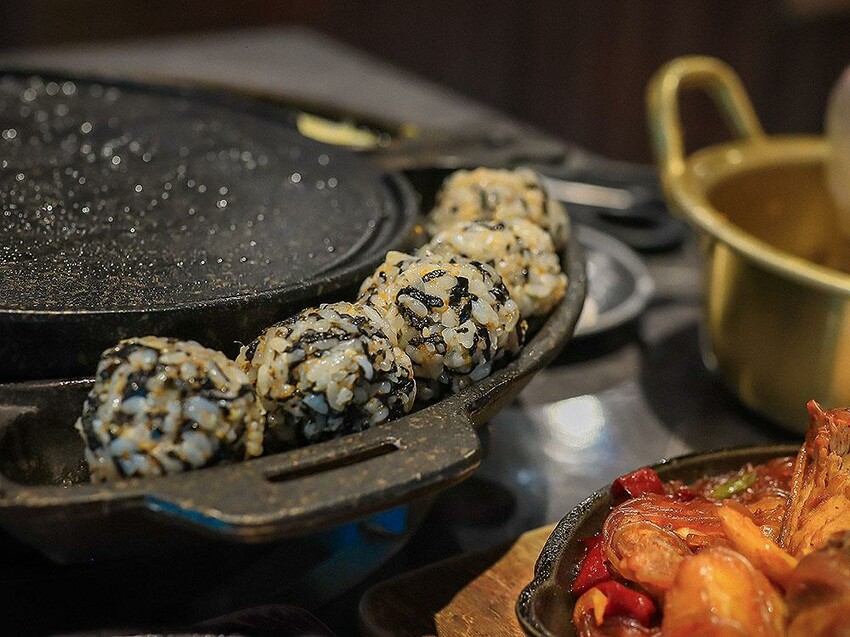 安妞韓國烤肉食堂 竹科人的私房韓式料理 店員桌邊代烤 春川辣雞、安東燉雞、拳頭飯都吃得到