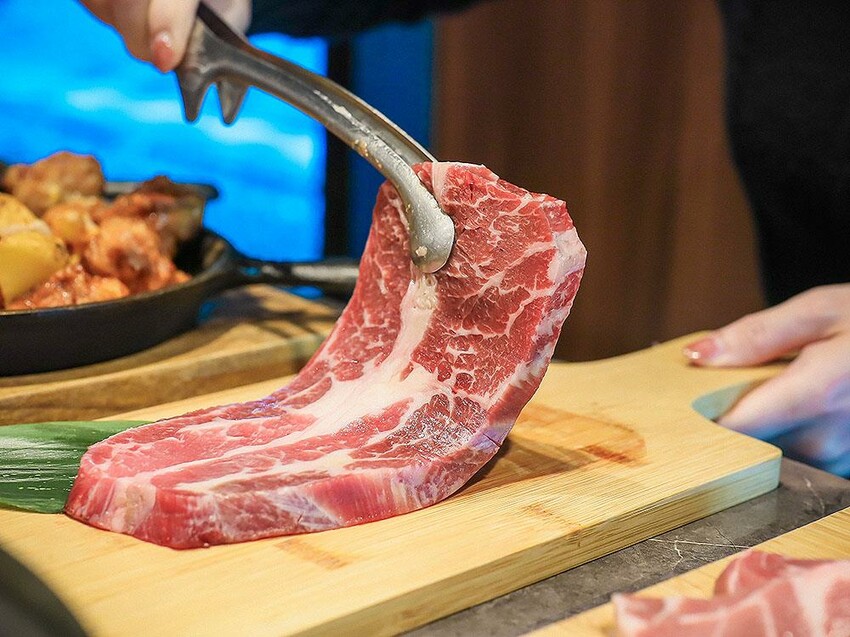 安妞韓國烤肉食堂 竹科人的私房韓式料理 店員桌邊代烤 春川辣雞、安東燉雞、拳頭飯都吃得到