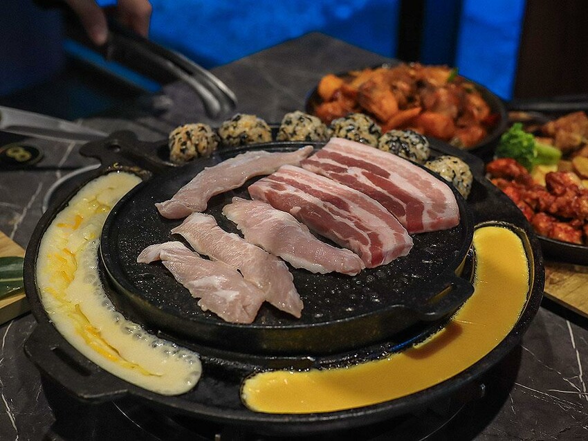 安妞韓國烤肉食堂 竹科人的私房韓式料理 店員桌邊代烤 春川辣雞、安東燉雞、拳頭飯都吃得到