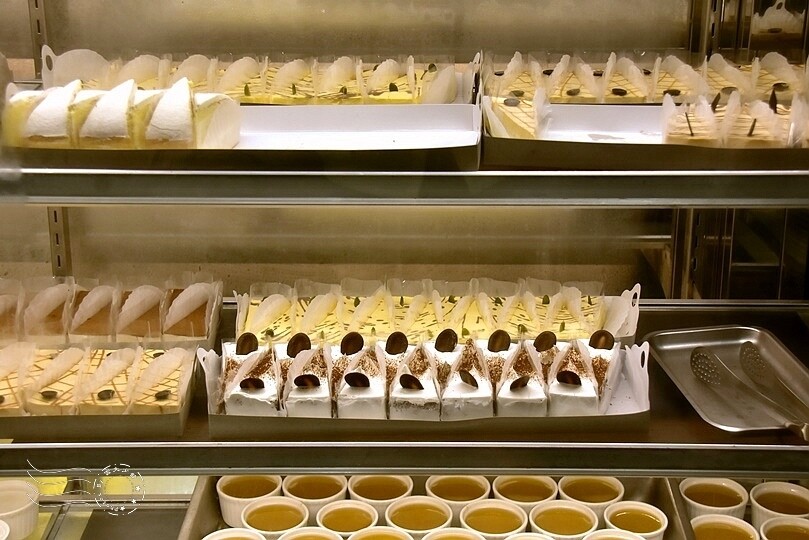 【港龘港式自助百匯】桃園店