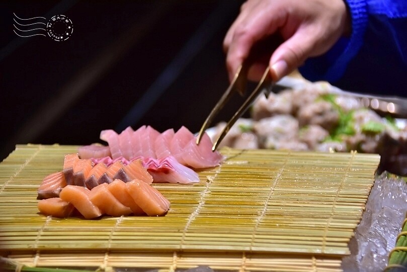 【港龘港式自助百匯】桃園店