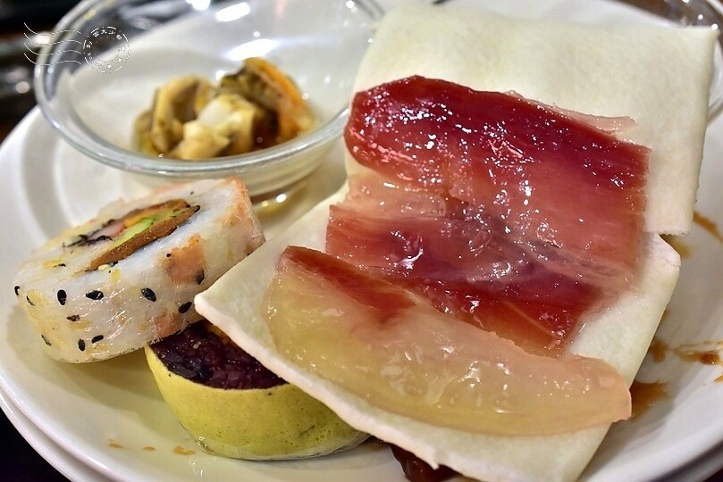 【港龘港式自助百匯】桃園店