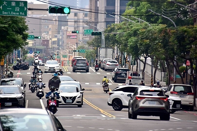 【港龘港式自助百匯】桃園店街景