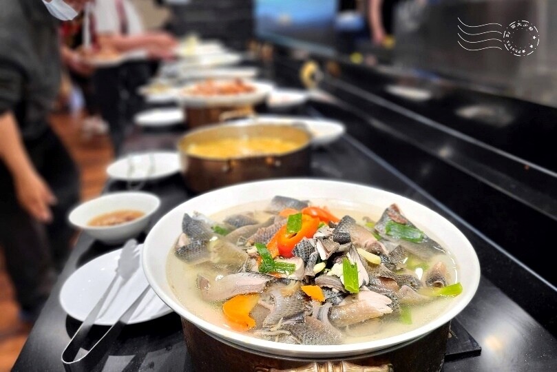 【港龘港式自助百匯】桃園店