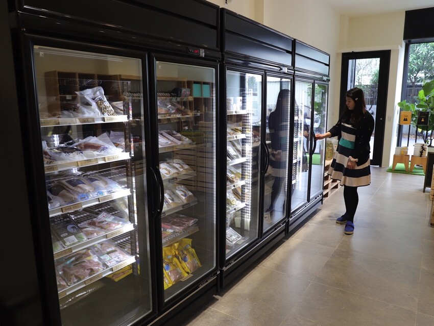 Cooking Monsters 乖獸廚房派對：台南少見的無添加食材專賣店/幫你做好食安把關.提供宅配到府服務/台南會議環境租借推薦/私廚料理教學/配對規劃 - 進食的巨鼠