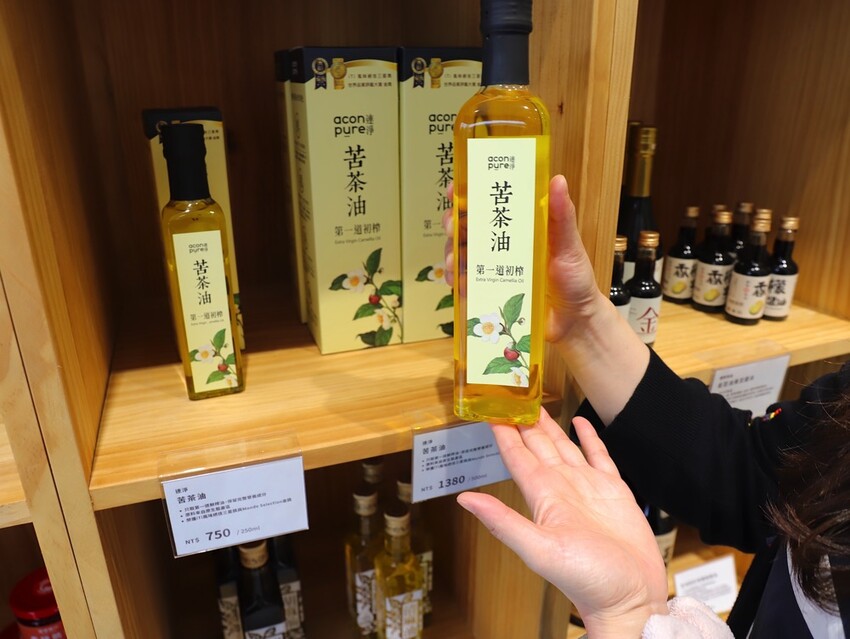 Cooking Monsters 乖獸廚房派對：台南少見的無添加食材專賣店/幫你做好食安把關.提供宅配到府服務/台南會議環境租借推薦/私廚料理教學/配對規劃 - 進食的巨鼠