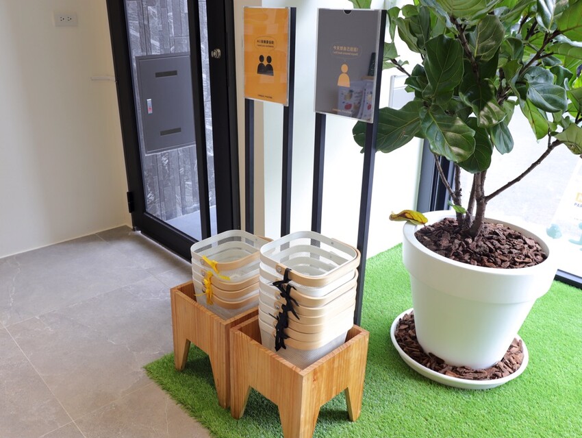 Cooking Monsters 乖獸廚房派對：台南少見的無添加食材專賣店/幫你做好食安把關.提供宅配到府服務/台南會議環境租借推薦/私廚料理教學/配對規劃 - 進食的巨鼠