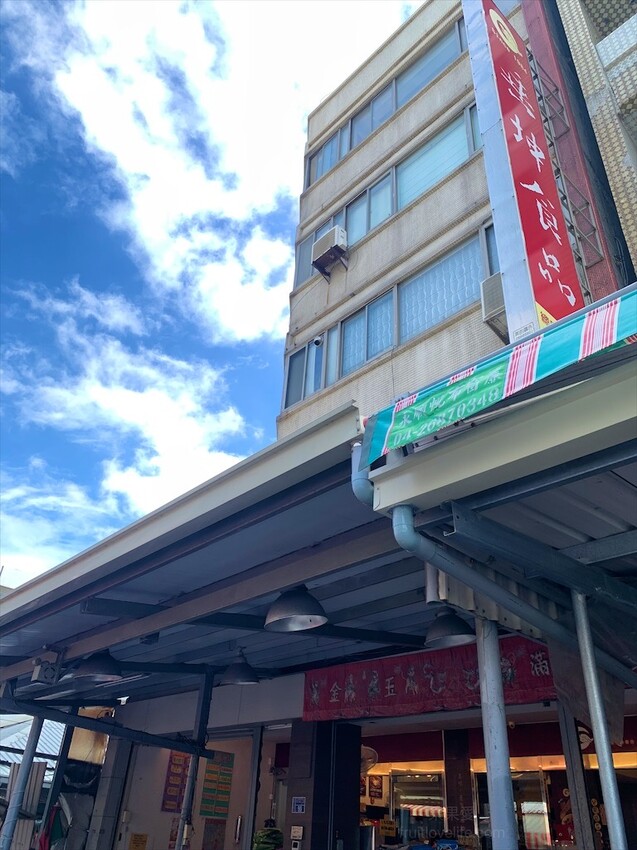 新魚港海鮮餐廳⟩苗栗苑裡寵物友善海鮮餐廳,很跳tone的海產店,除了現撈海鮮熱炒外,還有麻辣系列料理和德國豬腳/寵物友善餐廳 @果果愛Fruitlove 新魚港海鮮餐廳⟩苗栗苑裡寵物友善海鮮餐廳,很跳tone的海產店,除了現撈海鮮熱炒外,還有麻辣系列料理和德國豬腳/寵物友善餐廳 @果果愛Fruitlove