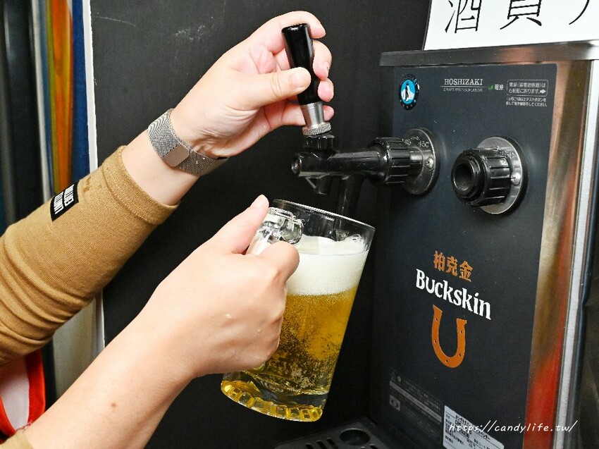 串王爺美滿鍋物｜台中新開特色麻辣串串鍋，一串只要10元，一樓還有結合個人燒肉套餐，一人也能獨享美味燒肉