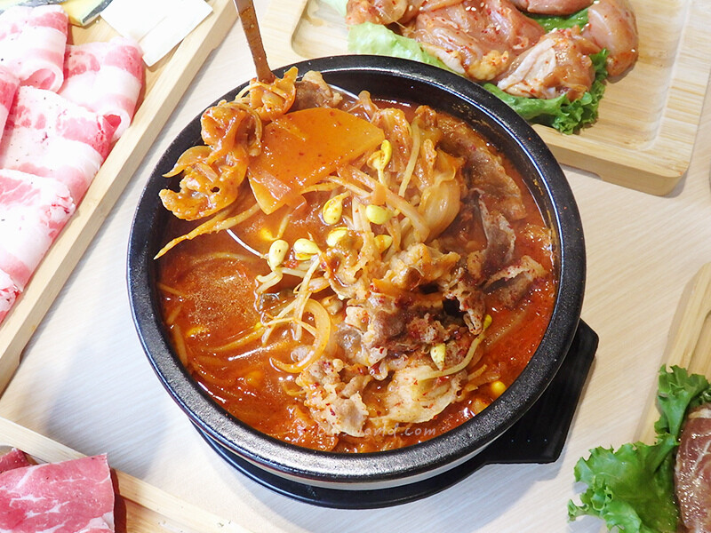 聖誕快樂！桃園燒桶子韓式烤肉雙人套餐999元起，點餐送肉優惠中- 旅聲 CHIS TALK