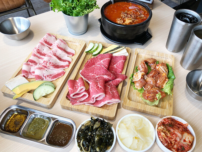 聖誕快樂！桃園燒桶子韓式烤肉雙人套餐999元起，點餐送肉優惠中- 旅聲 CHIS TALK