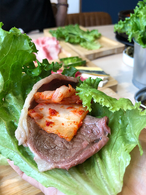 聖誕快樂！桃園燒桶子韓式烤肉雙人套餐999元起，點餐送肉優惠中- 旅聲 CHIS TALK