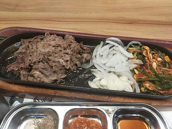 ​​​中壢大江國際購物中心GBF八色烤肉mini~韓國第一烤