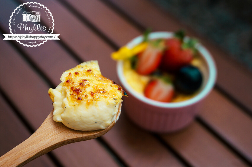 走進『茉莉花園cafe』與森林共舞的美味甜點與咖啡饗宴｜龍潭森林系咖啡廳｜桃園咖啡廳｜龍潭私房景點｜龍潭景觀餐廳 - 相片中的菲莉絲