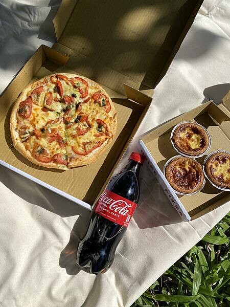 【美食】台中逢甲店|QUIKE PIZZA 貴客披薩野餐最佳夥伴|外帶披薩推薦