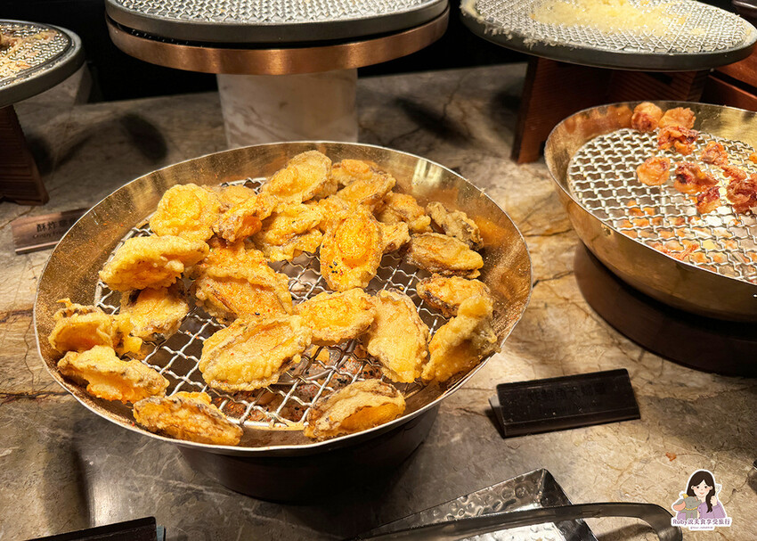 【台北自助餐】島語自助餐廳，共有八個島檯，主打一餐檯、一Fi