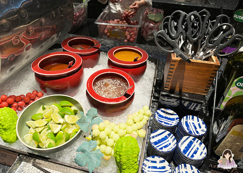 【台北自助餐】島語自助餐廳，共有八個島檯，主打一餐檯、一Fi