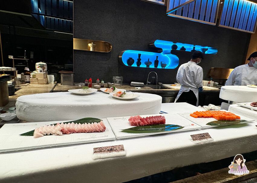 【台北自助餐】島語自助餐廳，共有八個島檯，主打一餐檯、一Fi