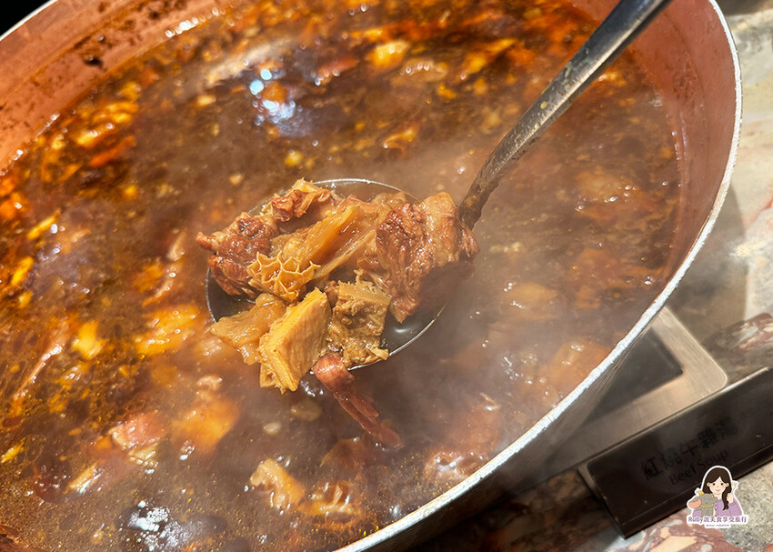 【台北自助餐】島語自助餐廳，共有八個島檯，主打一餐檯、一Fi