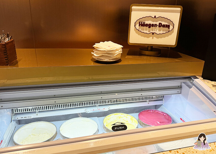 【台北自助餐】島語自助餐廳，共有八個島檯，主打一餐檯、一Fi