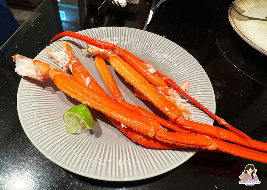 【台北自助餐】島語自助餐廳，共有八個島檯，主打一餐檯、一Fi