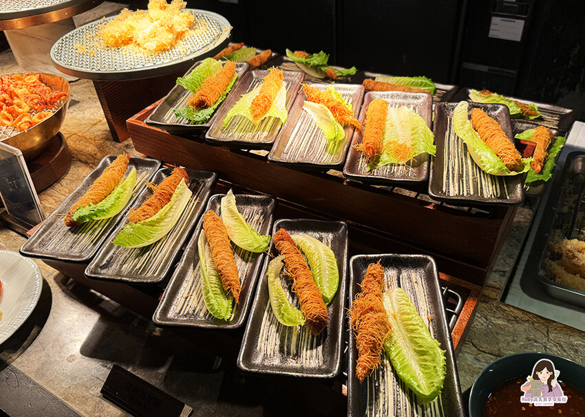 【台北自助餐】島語自助餐廳，共有八個島檯，主打一餐檯、一Fi