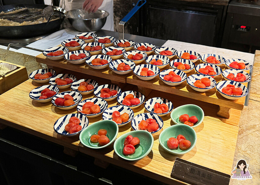 【台北自助餐】島語自助餐廳，共有八個島檯，主打一餐檯、一Fi