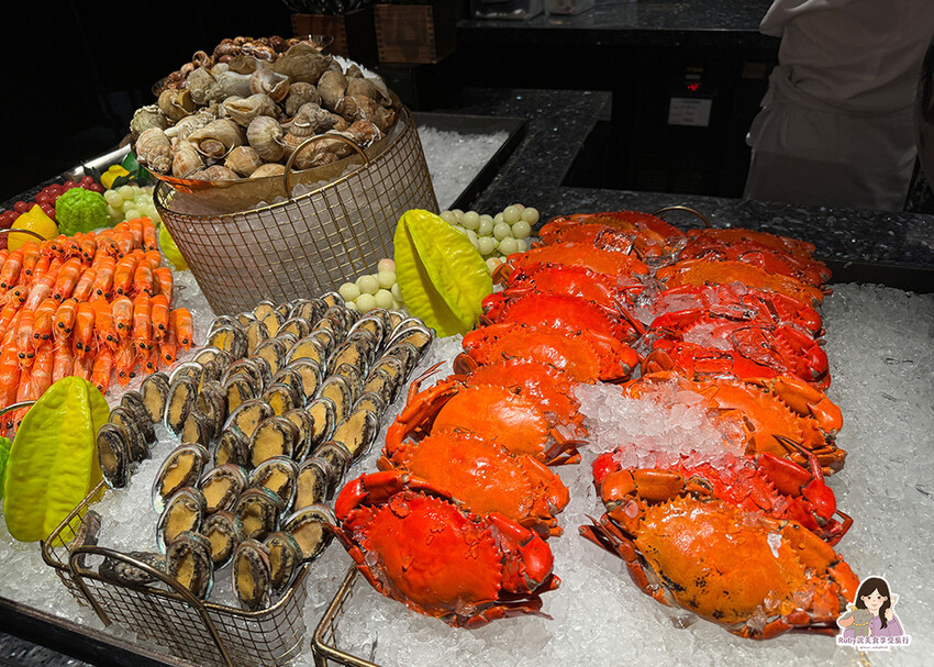 【台北自助餐】島語自助餐廳，共有八個島檯，主打一餐檯、一Fi