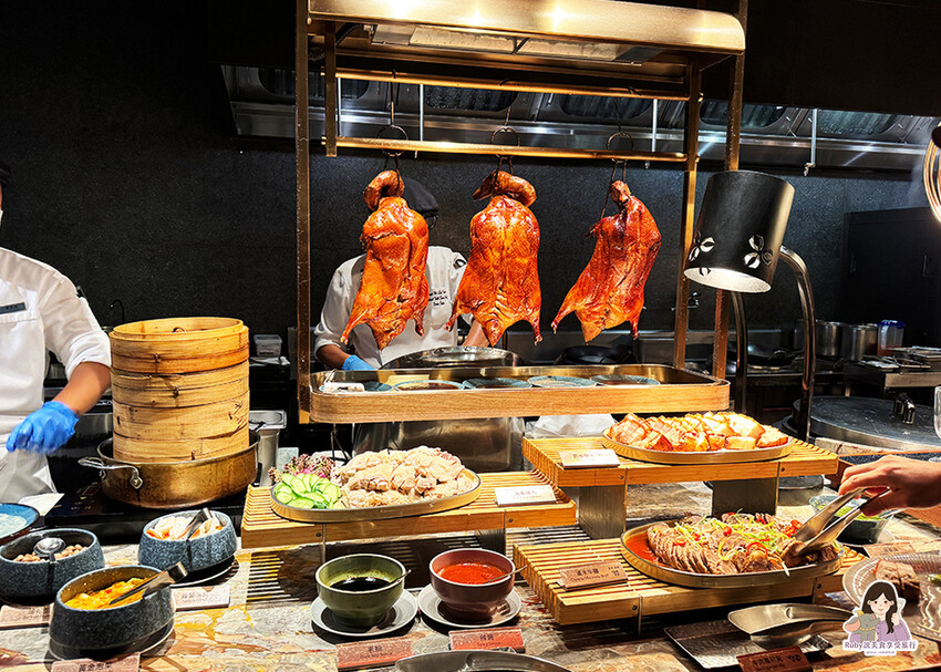 【台北自助餐】島語自助餐廳，共有八個島檯，主打一餐檯、一Fi