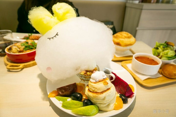 中壢內壢早午餐推薦，雲朵義大利麵！餐點好吃環境明亮雲寶寶舒芙蕾香甜美味又超可愛啊～～～ @圍事小哥的幸福相框