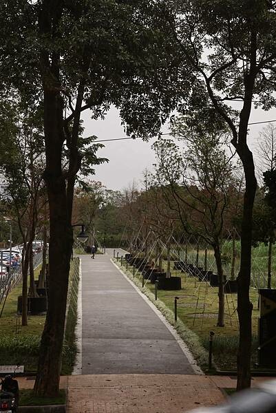[ 桃園美食 ] 藍嵐咖啡-桃園龜山咖啡廳 草莓蛋糕 焦糖布