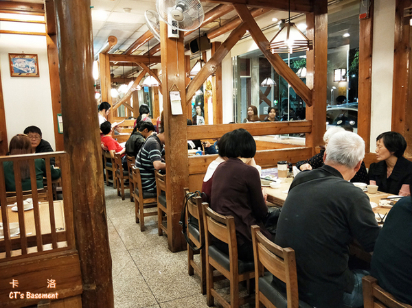 中日亭大眾酒藏：中日亭大眾酒藏，高雄在地長青老店