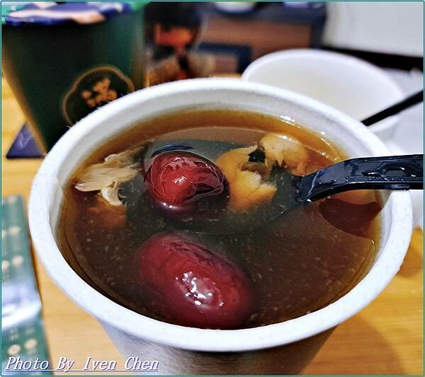 《林口長庚燒仙草推銷》全台最濃郁的燒仙草，來自無人不推一喝就