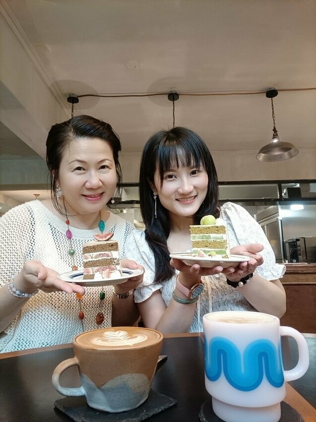 台北忠孝復興甜點!貝克宅必吃水戚風蛋糕,台北甜點控別錯過。