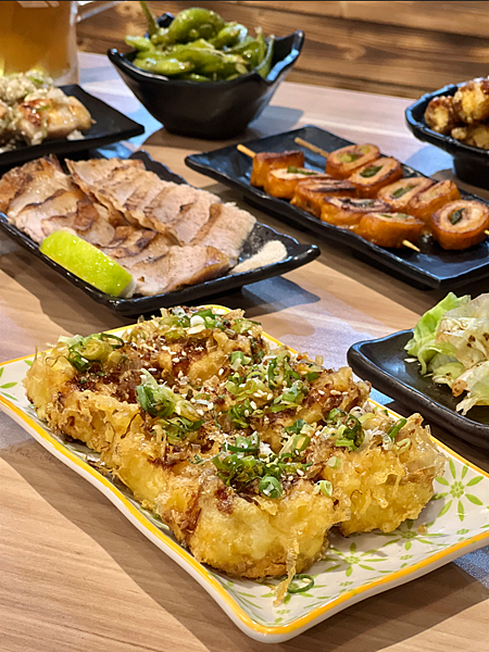 【新北板橋美食】仨食酒炭燒食堂 x 板橋喝到飽居酒屋推薦！把