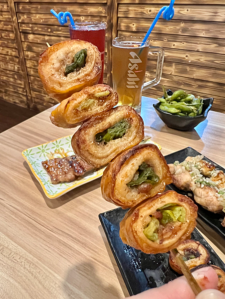 【新北板橋美食】仨食酒炭燒食堂 x 板橋喝到飽居酒屋推薦！把