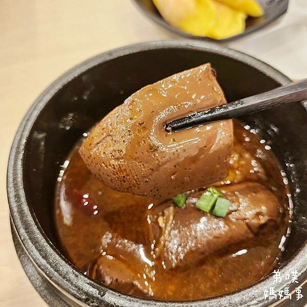 【高雄‧鳳山】村上一小鍋(澄清門市)│單點火鍋,日系復古裝潢,飲料、飯吃到飽,必點古早味布丁!!