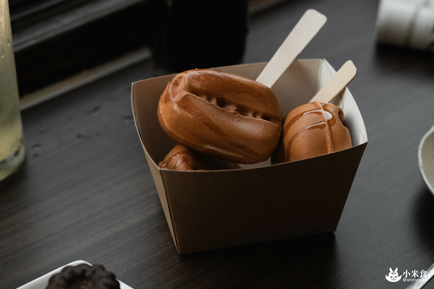 mamonaku cafe｜自強號列車上。與咖啡來場復古合輯🚂｜台中火車站美食｜中區咖啡廳下午茶推薦 - 小米食