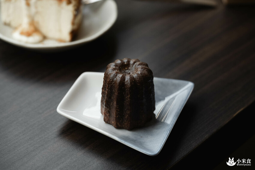 mamonaku cafe｜自強號列車上。與咖啡來場復古合輯🚂｜台中火車站美食｜中區咖啡廳下午茶推薦 - 小米食