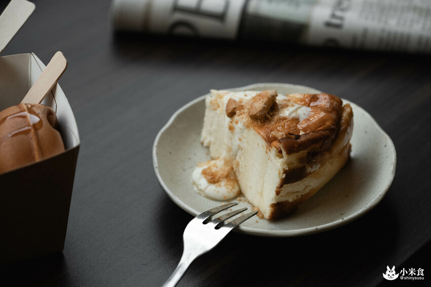 mamonaku cafe｜自強號列車上。與咖啡來場復古合輯🚂｜台中火車站美食｜中區咖啡廳下午茶推薦 - 小米食