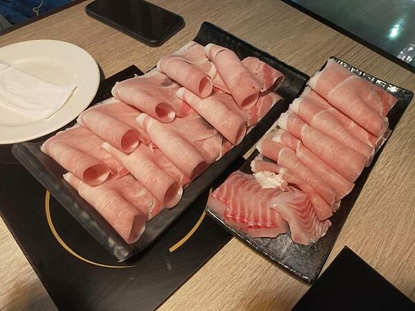 桃園遠百9樓香草工坊~檸檬香茅火鍋~健康水煮的飲食概念