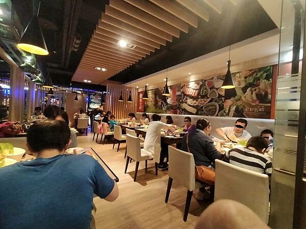 桃園遠百9樓香草工坊~檸檬香茅火鍋~健康水煮的飲食概念