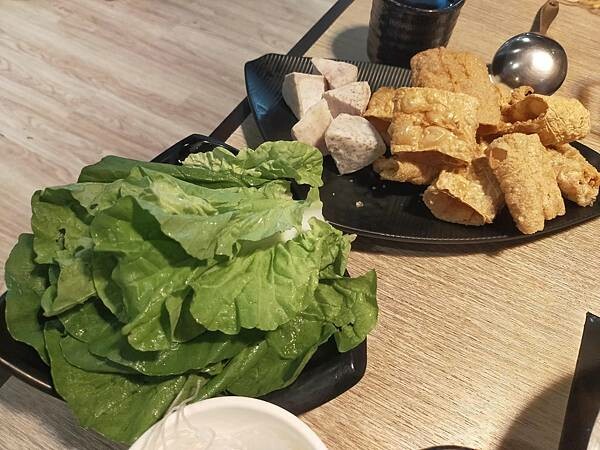 桃園遠百9樓香草工坊~檸檬香茅火鍋~健康水煮的飲食概念