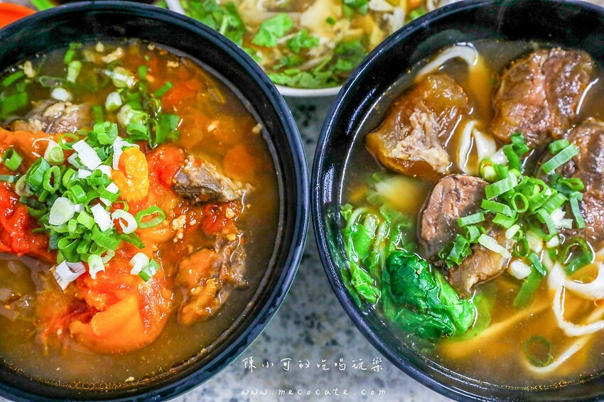 整條街生意最好就這間，食尚玩家推薦蕃茄牛肉麵，我覺得滷味也很強！