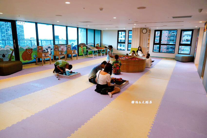 宜蘭礁溪福朋喜來登酒店，烤鴨五吃、無邊際泳池、兒童遊戲室，免