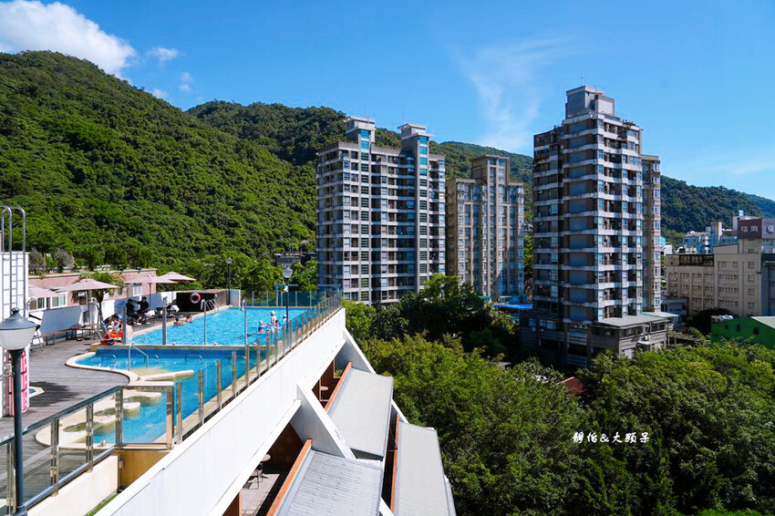 宜蘭礁溪福朋喜來登酒店，烤鴨五吃、無邊際泳池、兒童遊戲室，免