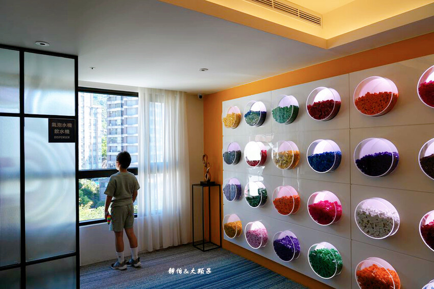 宜蘭礁溪福朋喜來登酒店，烤鴨五吃、無邊際泳池、兒童遊戲室，免