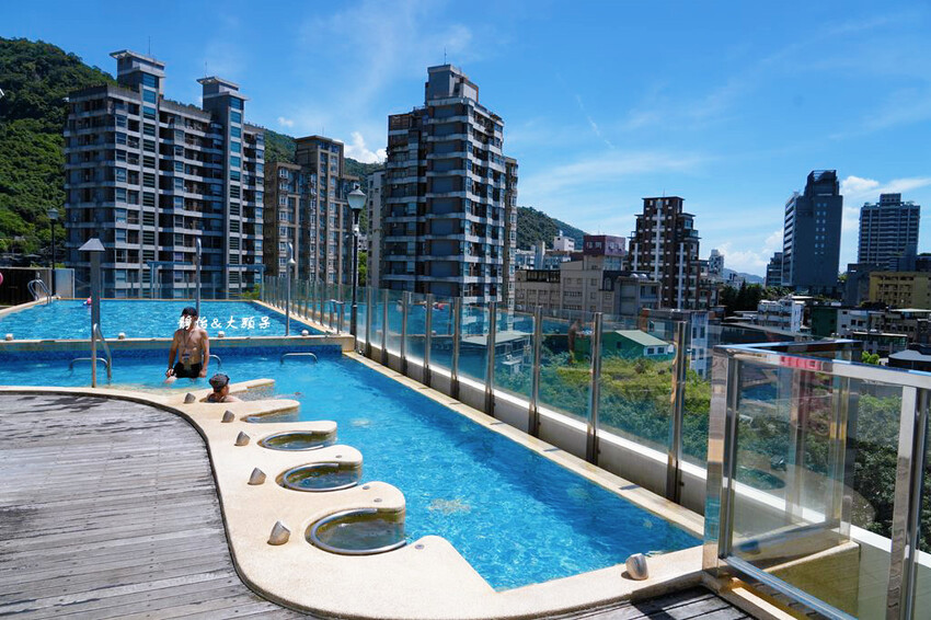 宜蘭礁溪福朋喜來登酒店，烤鴨五吃、無邊際泳池、兒童遊戲室，免